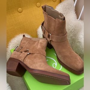 Sam Edelman Bellamie Camel Stacked Heel Squared Toe Pull On Western Booties 8M